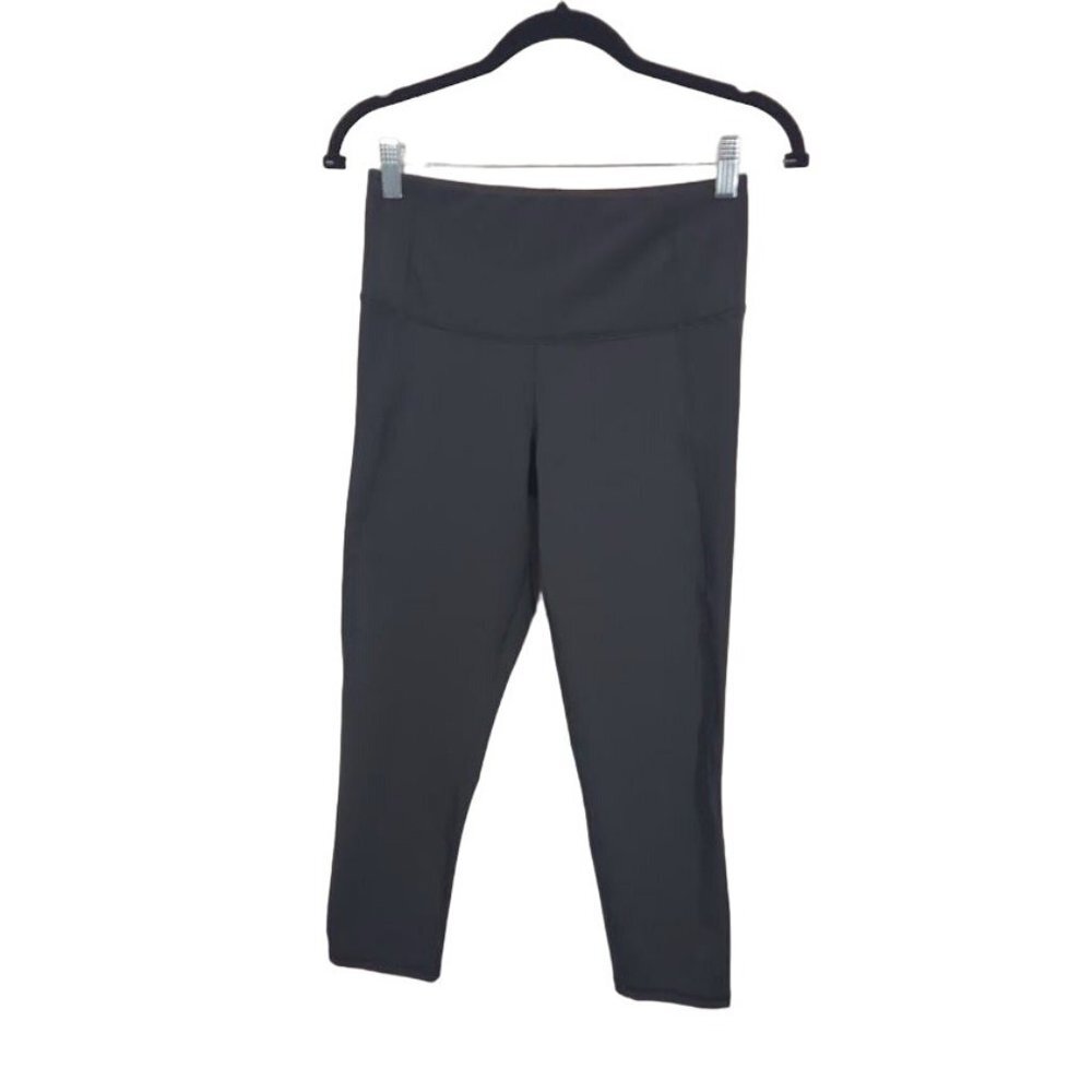 Champion Capri Workout Leggings in Black - Size Medium